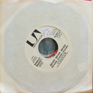 Shirley Bassey/Never, Never, Never (Grande, Grande, Grande) (7 inch) 